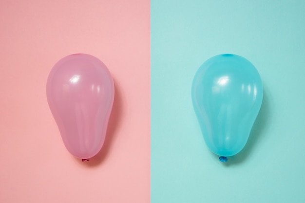 Foto rosa und blauer ballon. geschlecht offenbaren partei, junge oder mädchen. konzept der gleichstellung der geschlechter.