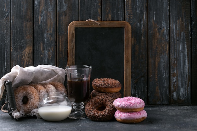 Rosquillas dulces con café