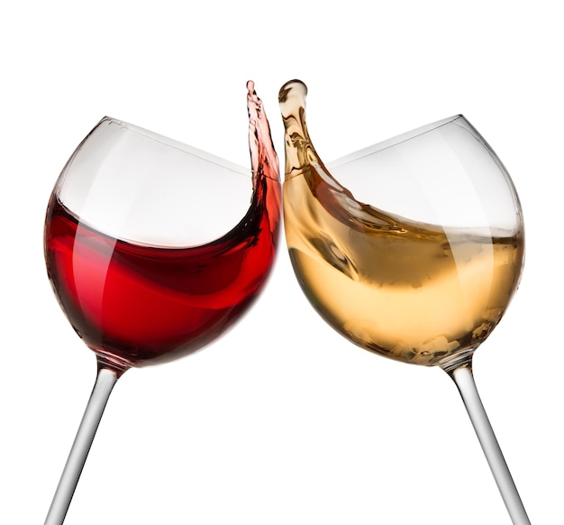 Rot- und Weißweinwellen isoliert auf weiß