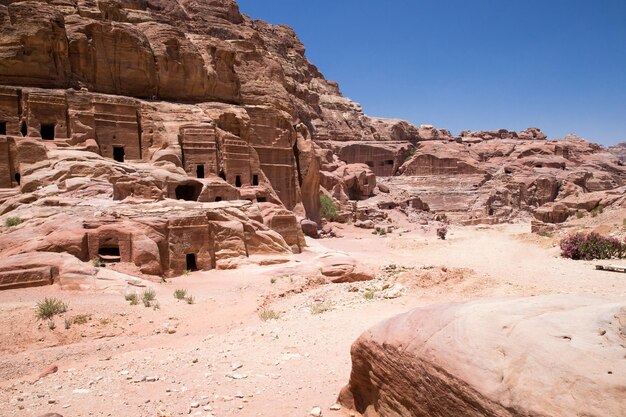 Rote Felsformationen in Petra Jordan