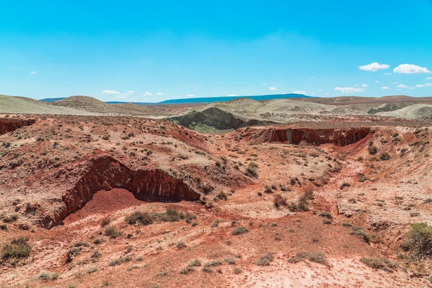 Rote Sandberge im Wüstengebiet von Aserbaidschan