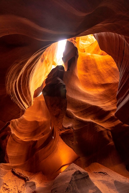 Rote und violette Höhle im Upper Antelope Canyon in der Stadt Page, Arizona