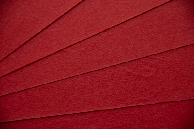 Rote weinrote Echtpapierstruktur Sieht aus wie Stoff 5 Blätter übereinander