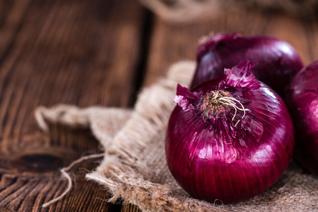 Rote Zwiebeln Nahaufnahme erschossen