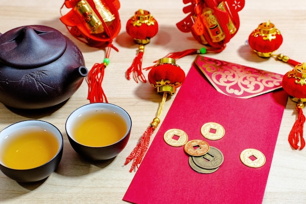 Rotes paket des chinesischen neujahrsfests das chinesische glück und viel glück