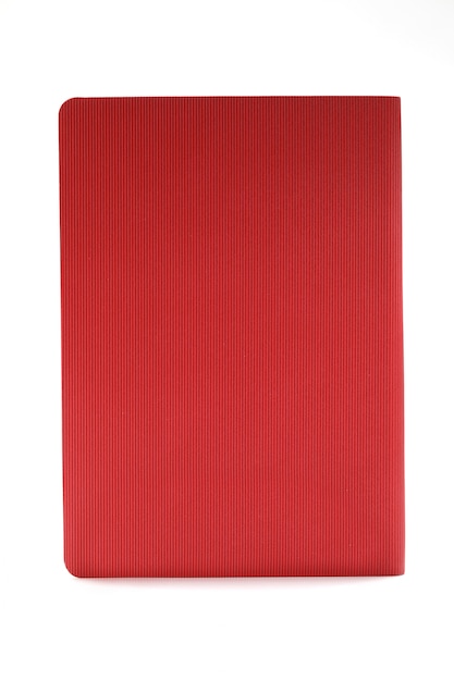 Rotes Tagebuch getrennt auf weißem Hintergrund