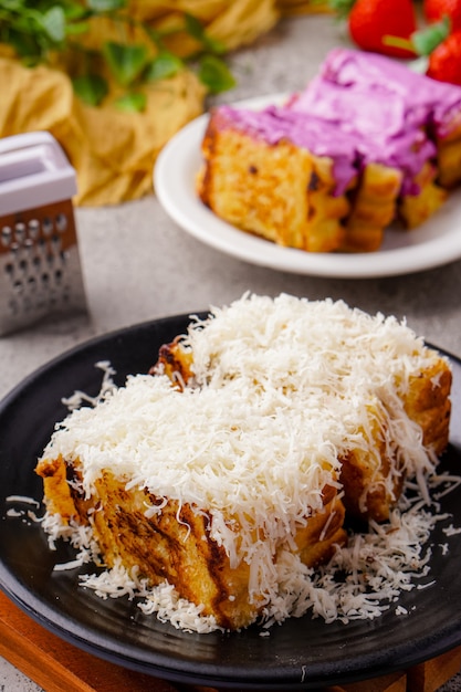 Roti bakar bandung ou torrada de pão de bandung é comida de rua popular de bandung