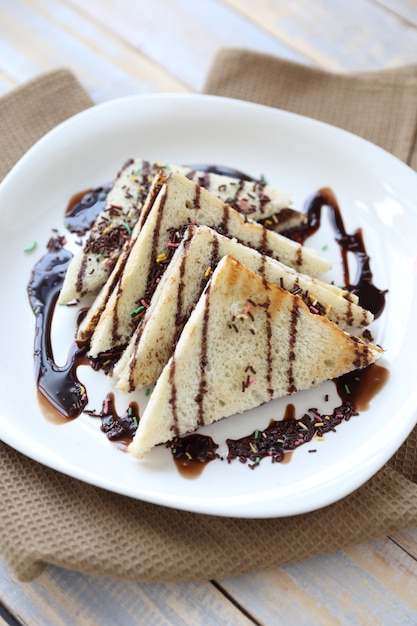 Foto roti bakar ou pão torrado com chocolate