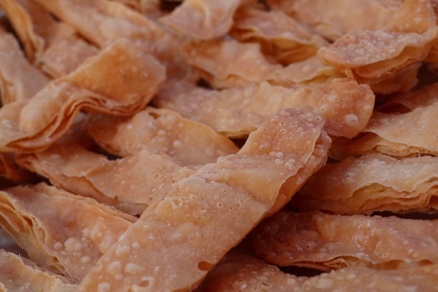 roti crocante na comida de rua