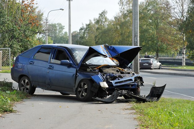 Roto en un accidente automovilístico