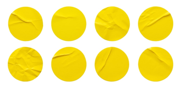 Foto rótulo de etiqueta de papel redondo amarelo isolado sobre fundo branco