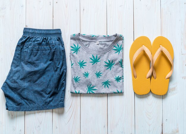 roupas casuais masculinas de viajante, férias de verão