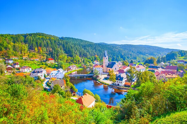 Rozmberk nad Vltavou - Pitoresca cidade pequena na Tcheca. Paisagem, vista panorâmica