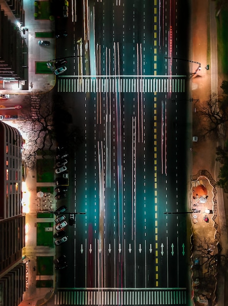 Foto rua da foto aérea com carros