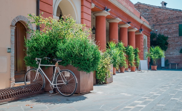 Rua em Santarcangelo di Romagna Itália