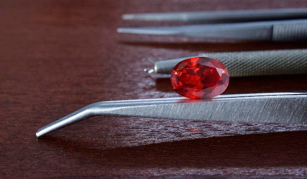 Rubi É gema vermelha Bonita por natureza Para fazer joias carasx9
