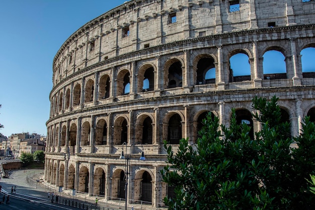 Foto rückseite des kolosseums rom italien
