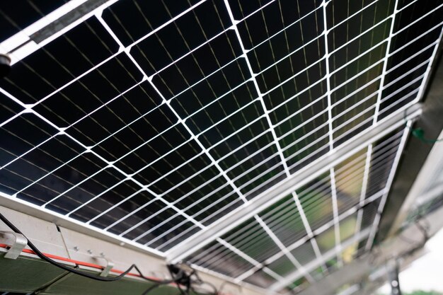 Foto rückseite des solarpanels photovoltaik alternative stromquelle konzept der nachhaltigen