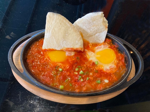 Rührei Shakshuka mit Tomaten