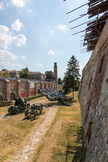 Rüstungsmuseum unter freiem Himmel in der Belgrader Festung Serbien