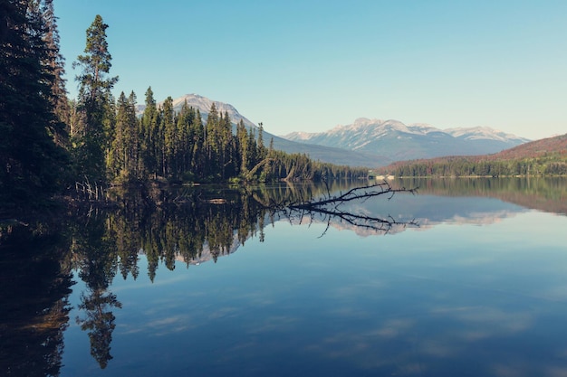 Ruhige Szene am See in Kanada