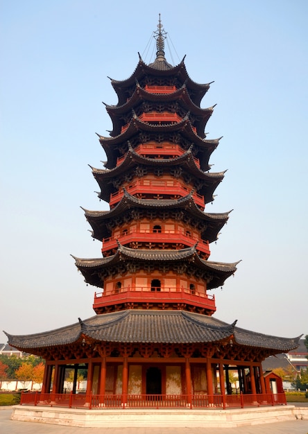 Foto ruiguang ta (pagoda), que data del siglo iii dc, suzhou, china.