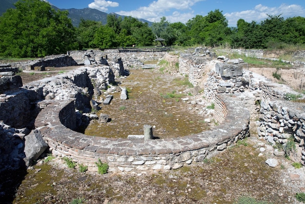 Ruínas antigas em Dion, Grécia.