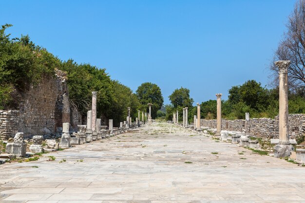 Foto ruinas de la antigua ciudad de éfeso en turquía