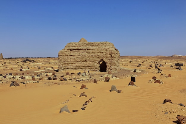 Ruinas antiguas, Old Dongola en Sudán, Sahara deser, África