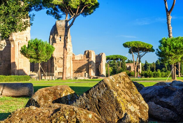 Ruinas de las antiguas termas romanas de Caracalla Roma Italia