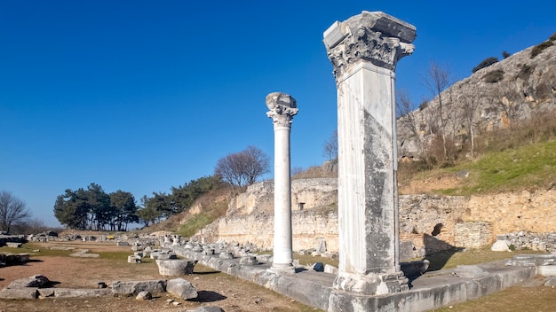 Ruinas antiguas en la zona arqueológica de Filipos, Grecia