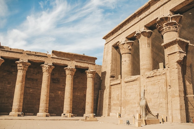 Las ruinas del antiguo templo de Horus en Edfu Egipto