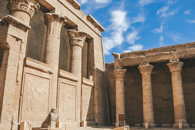 Las ruinas del antiguo templo de Horus en Edfu Egipto