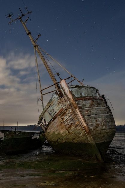 Foto ruinas de un barco