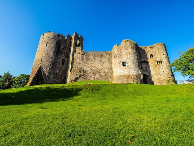 Ruinas del castillo de HDR Chepstow en Chepstow