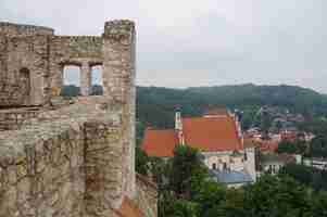 Foto ruinas de un castillo en kazimierz dolny polonia