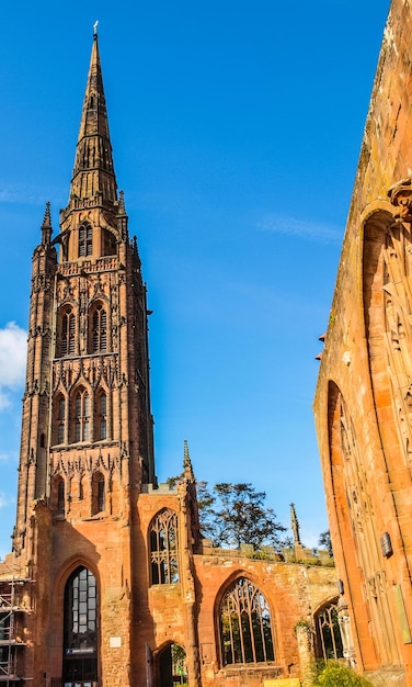 Ruinas de la catedral de HDR Coventry