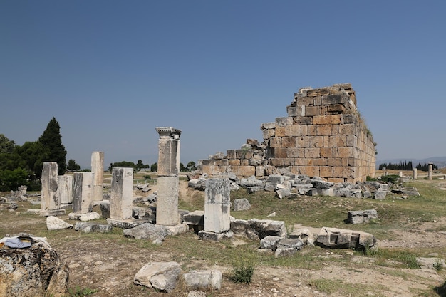 Ruinas en la ciudad antigua de Hierápolis Turquía