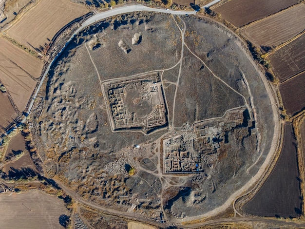 Ruinas de la ciudad antigua de Kultepe. Centro comercial asirio en Karum-Kanis en la ciudad de Kayseri, Turquía. Su nombre en los textos asirios del siglo XX a.C. era Kanesh