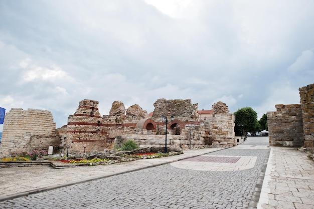 Ruinas de la ciudad vieja antigua Nesebar Bulgaria