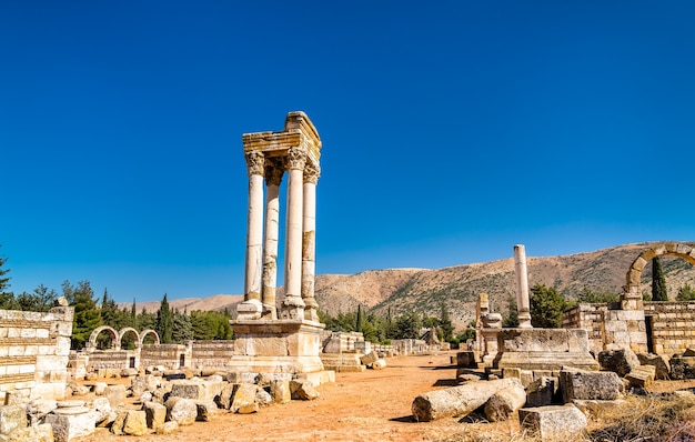 Ruinas de la ciudadela omeya en Anjar.