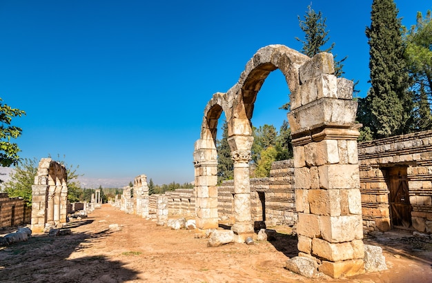 Ruinas de la ciudadela omeya en Anjar.