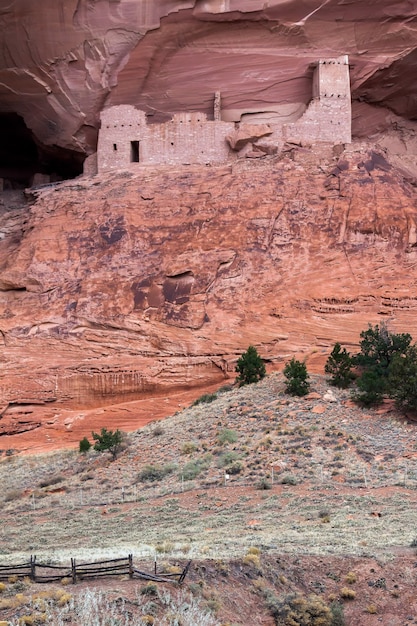 Ruinas de la Cueva de la Momia Cañón del Muerto