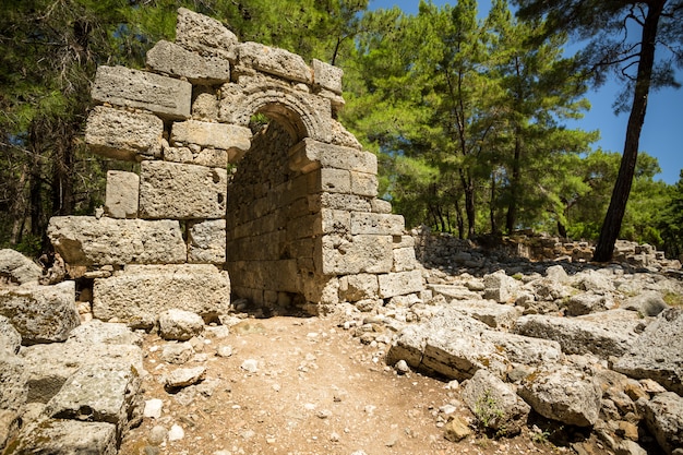 Foto ruínas de phaselis antigo.