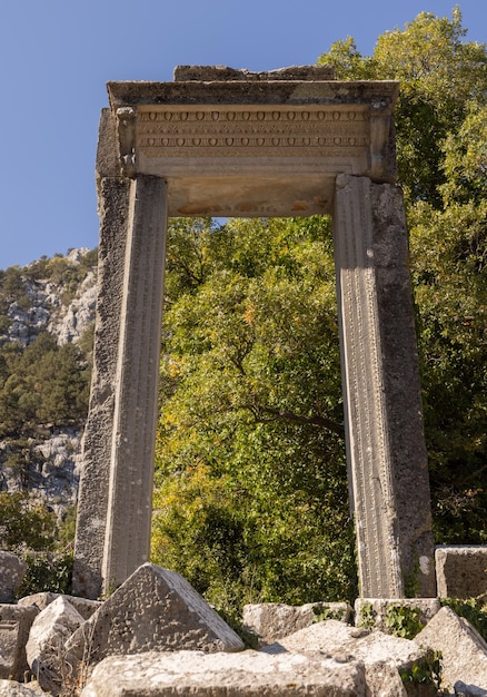 Ruínas de um antigo templo grego