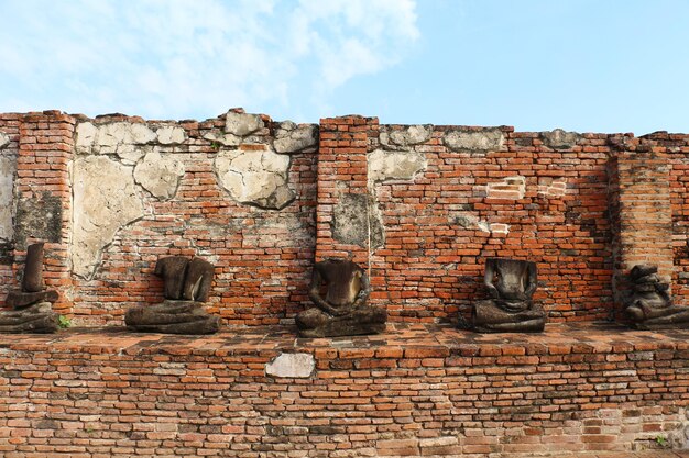 Ruínas de um templo em Ayutthaya, na Tailândia