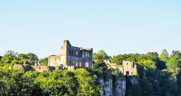 Ruínas do castelo de HDR Chepstow em Chepstow