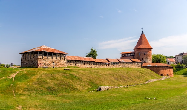 Ruínas do castelo em Kaunas, Lituânia