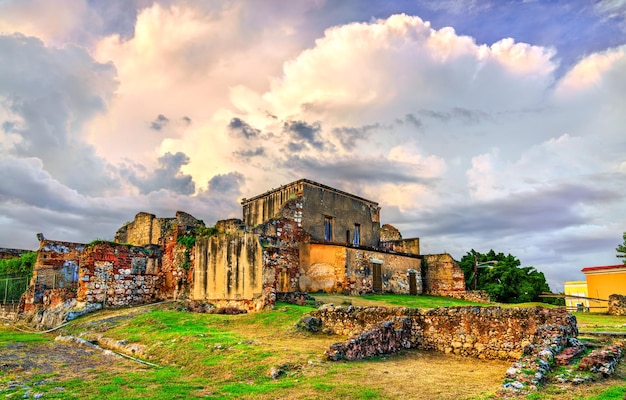 Ruínas do mosteiro de são francisco em santo domingo patrimônio mundial da unesco na república dominicana