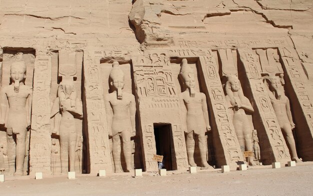Ruinas faraónicas en el sur de Egipto
